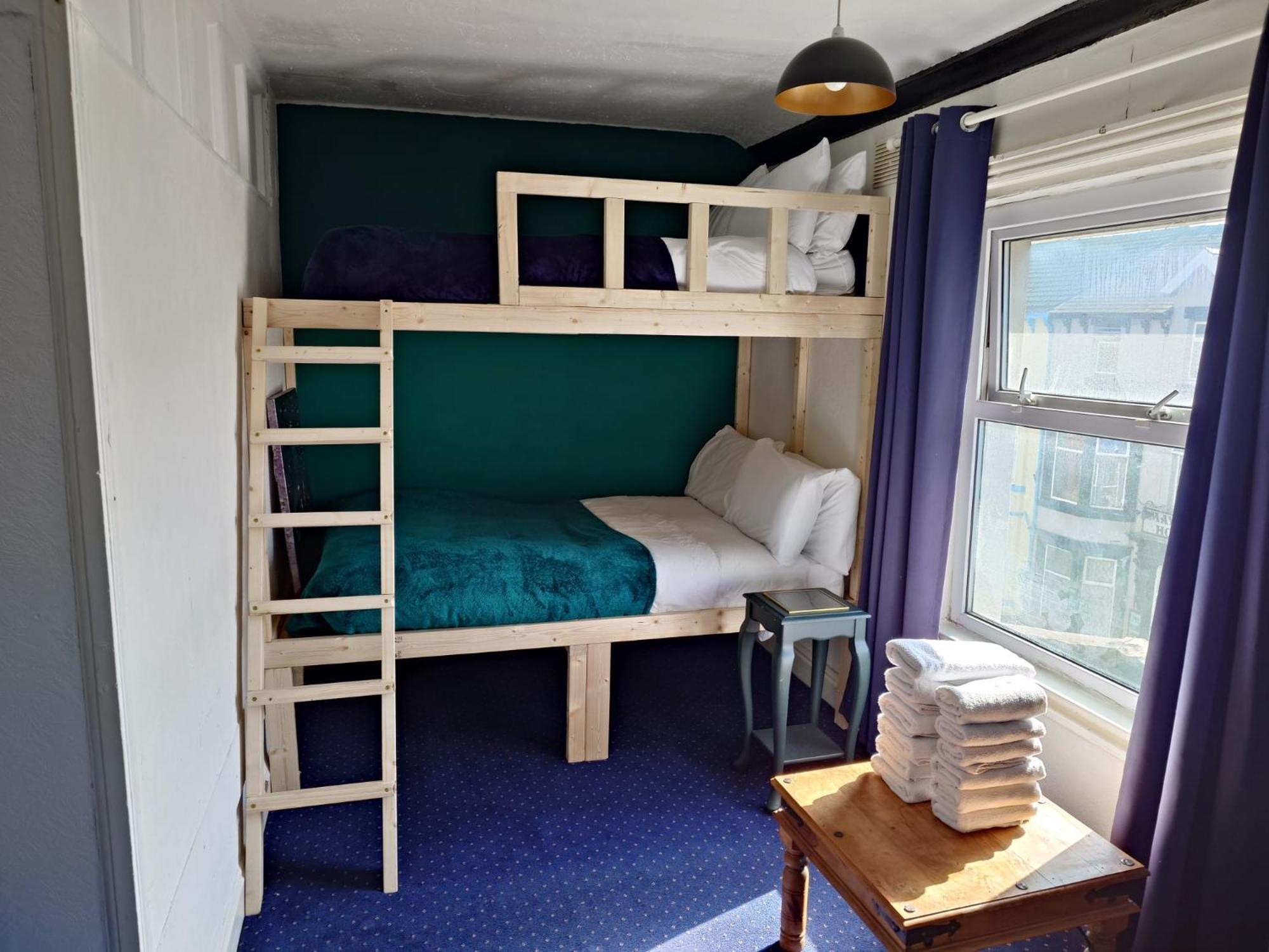 Harriette'S Guest House Блекпул Екстериор снимка