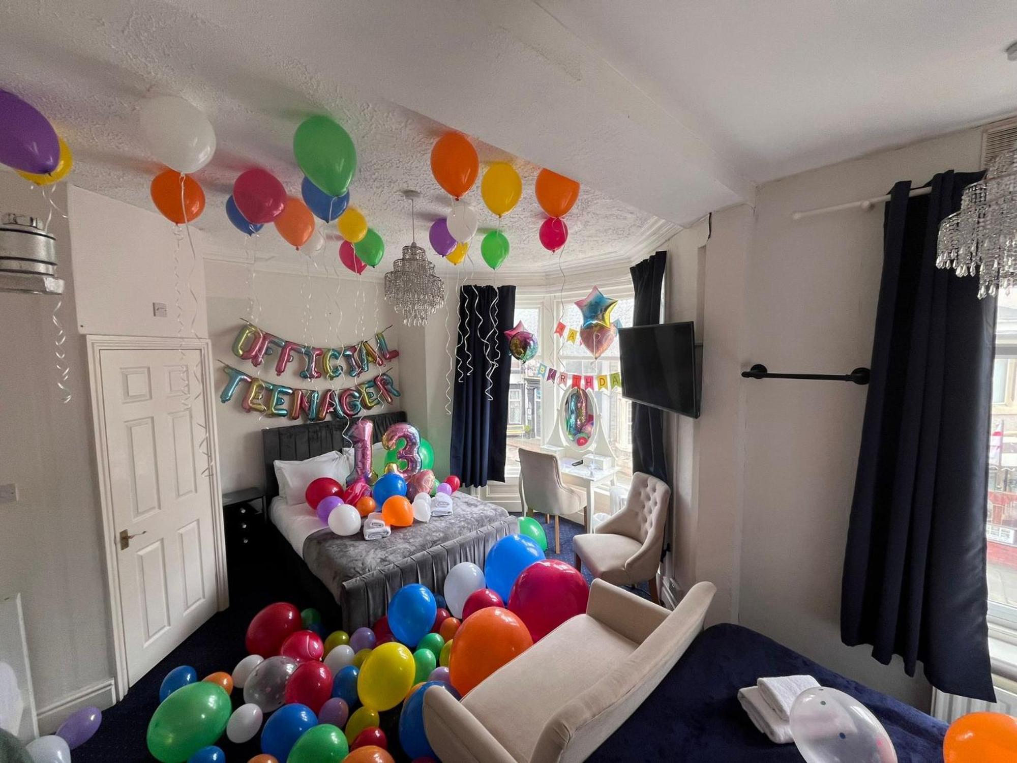Harriette'S Guest House Блекпул Екстериор снимка